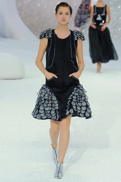 Look 33
